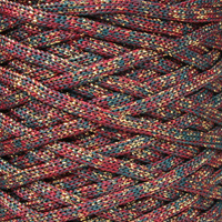 Świąteczny ze złotą nitką