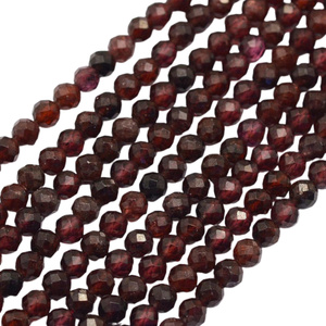 Granat Bordowy - kamień pasji, siły i witalności - Kula Fasetowany 3mm