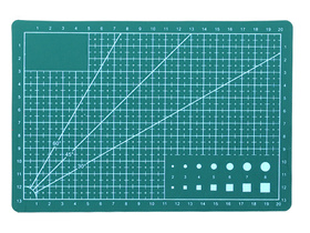 Mata do cięcia samogojąca format A5 modelarska podkładka z miarką techniczną 15x22cm 1szt