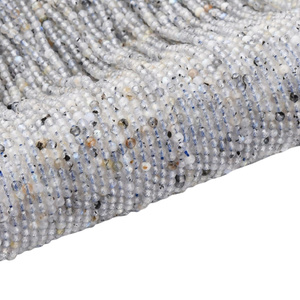 Labradoryt - kamień intuicji, ochrony i przemiany - kula fasetowana 2mm