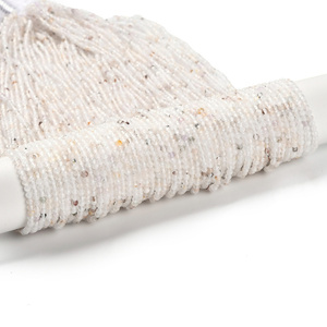 Kwarc kamienny - kamień czystości, energii i harmonii - kula fasetowana 2.5mm