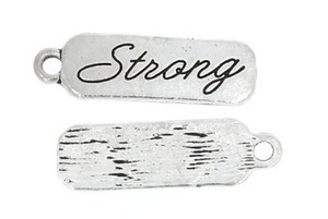 Zawieszka z przesłaniem Grawerka Strong 26x9mm