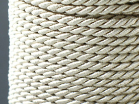 Sznurek Skręcany Wiskozowy Piasek 3.2mm 10m